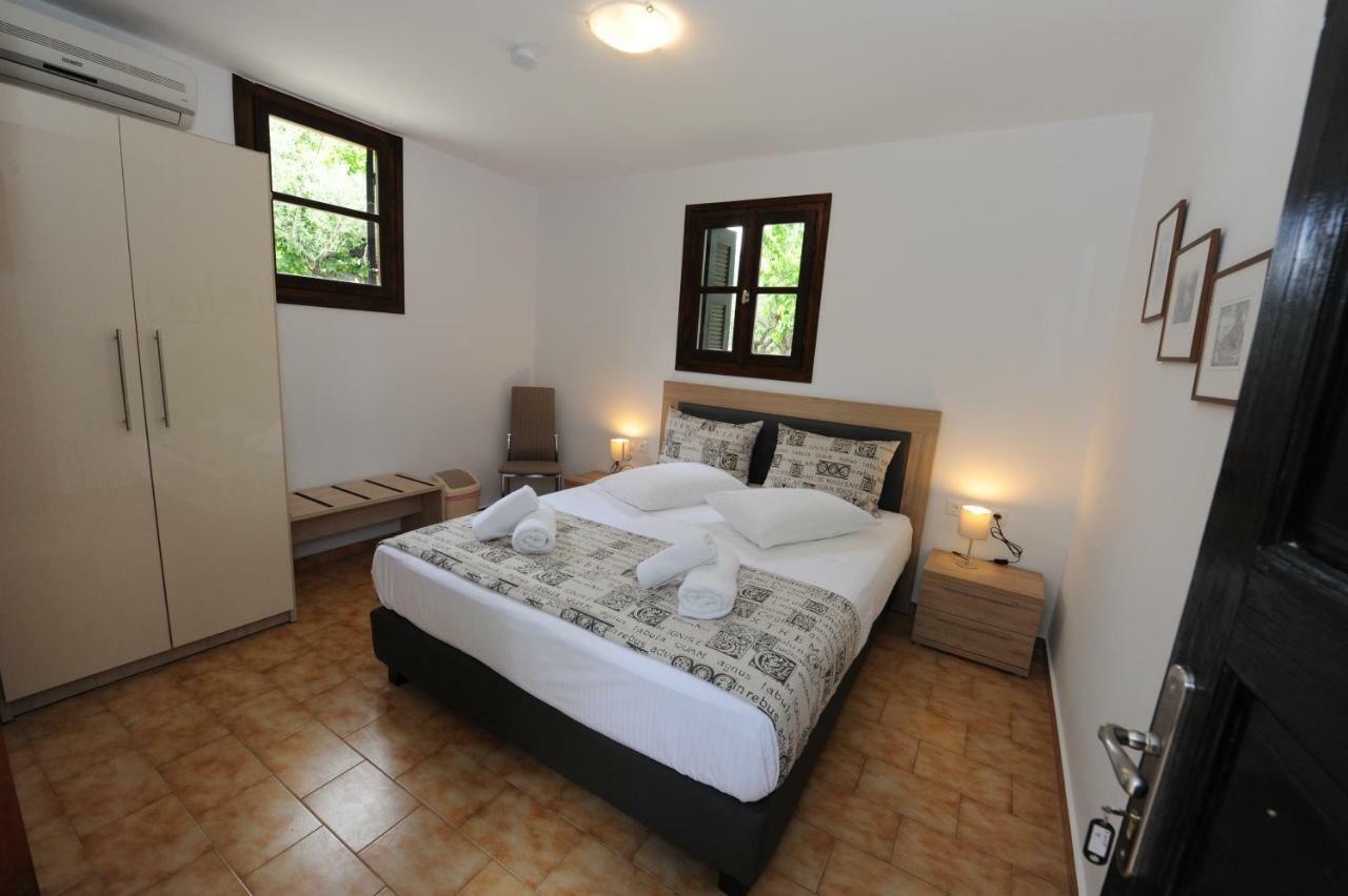 Camping & Bungalows Castle View Mystras Exterior foto