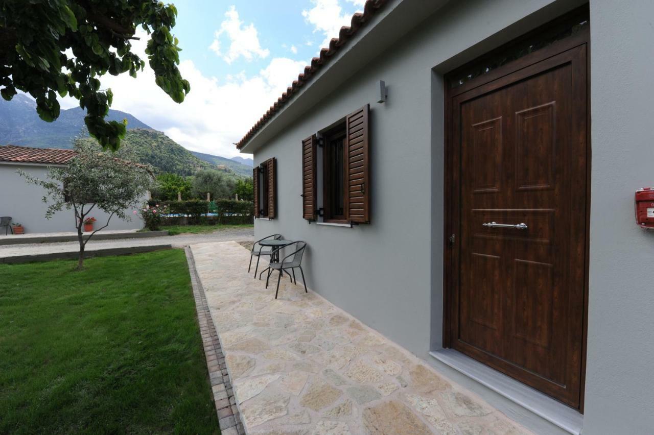 Camping & Bungalows Castle View Mystras Exterior foto